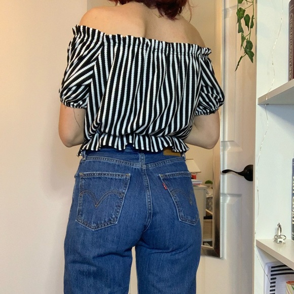 Off the shoulder striped top - Picture 2 of 4